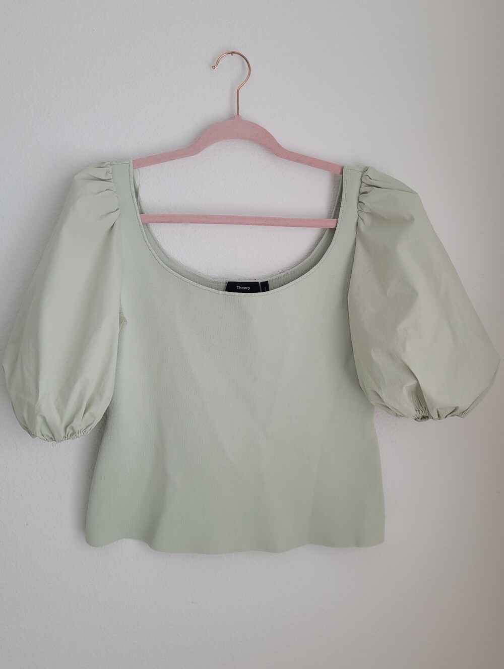 Theory Mint Sage Green Glossed Scoop Top Short Puff Sleeve Knit Blouse L M021672